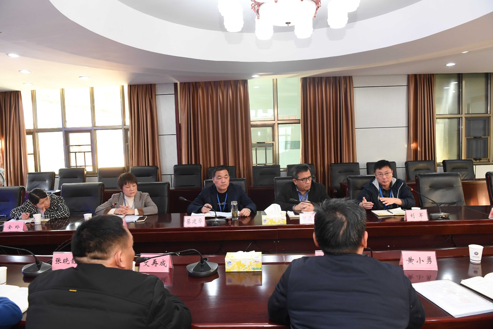 2024年11月28日与洞口县职业中专学校湖南省楚怡名师工作室交流