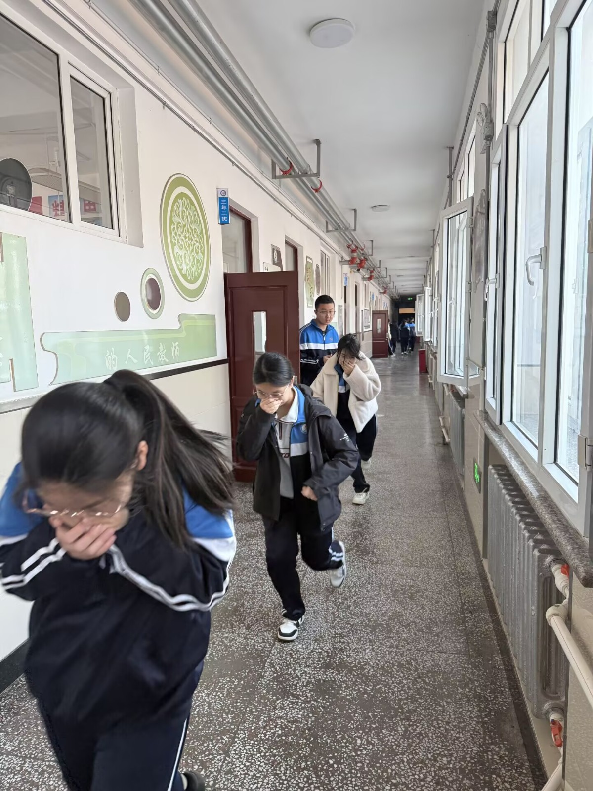 高楞第二中学开展安全演练活动纪实