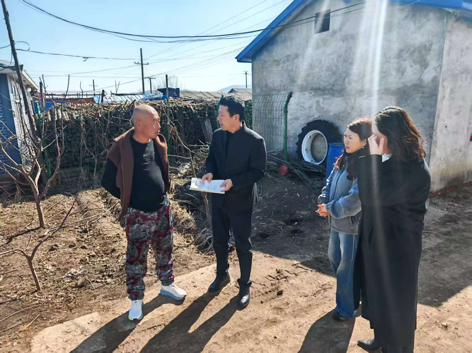 关注特殊学生，交流访谈